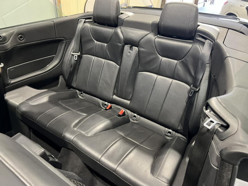 Photo 8 de l'offre de LAND-ROVER RANGE ROVER EVOQUE CABRIOLET Cabriolet TD4 150 BVA SE Dynamic à 24990€ chez VL Auto
