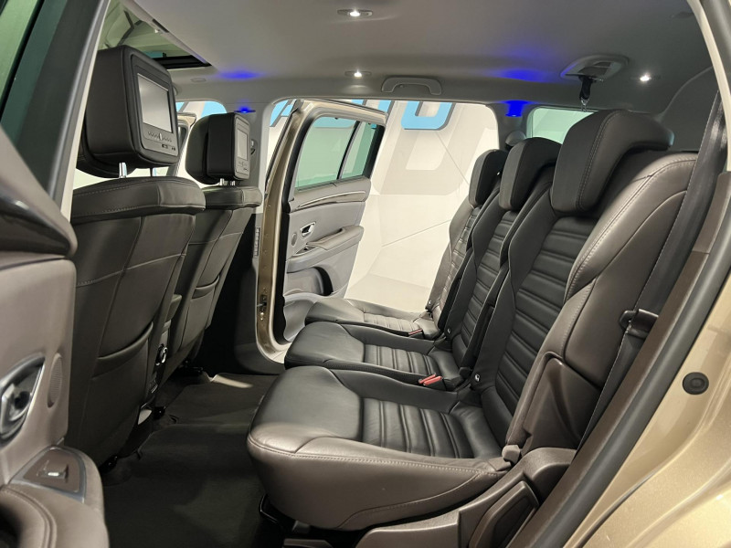 Photo 9 de l'offre de RENAULT ESPACE dCi 160 Energy Twin Turbo Intens EDC 7 places à 15490€ chez VL Auto