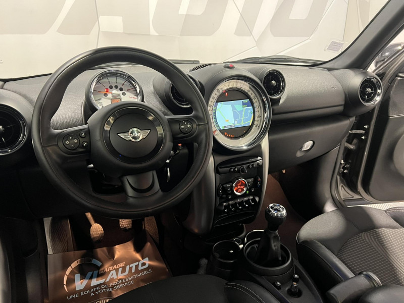 Photo 14 de l'offre de MINI COUNTRYMAN D 112 ch Cooper Pack Red Hot Chili à 8990€ chez VL Auto