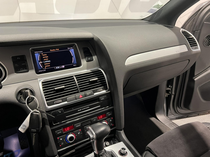 Photo 12 de l'offre de AUDI Q7  3.0 V6 TDI 204 DPF 7 pl Quattro S Line Tiptronic BVA à 18990€ chez VL Auto