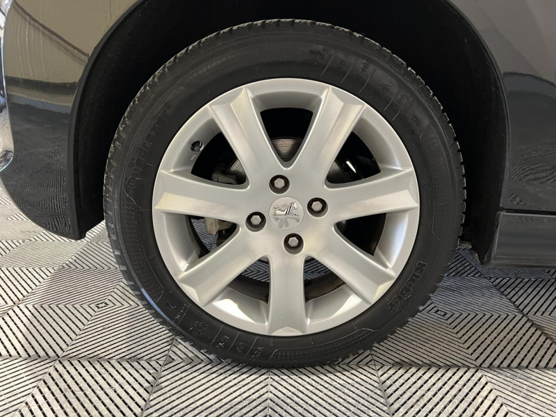 Photo 17 de l'offre de PEUGEOT 207 CC  1.6 VTi 16V 120ch Sport à 6990€ chez VL Auto