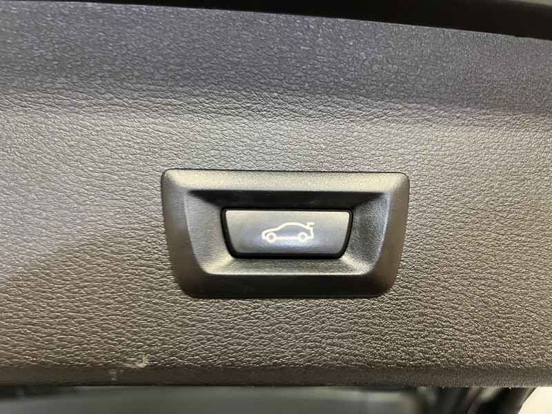 Photo 19 de l'offre de BMW X1 xDrive 20i 178 ch BVA8 F48 LCI M Sport à 28990€ chez VL Auto