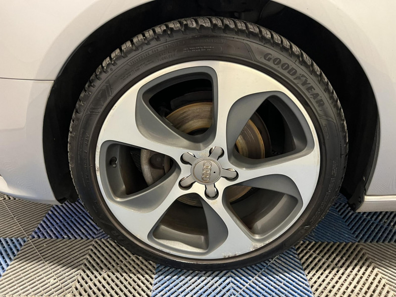 Photo 19 de l'offre de AUDI A3 SPORTBACK 2.0 TDI 150 Ambition Luxe S tronic 6 à 13990€ chez VL Auto