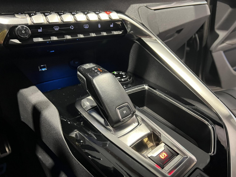 Photo 13 de l'offre de PEUGEOT 3008  1.6 BlueHDi 116ch S&S EAT6 GT Line à 17490€ chez VL Auto