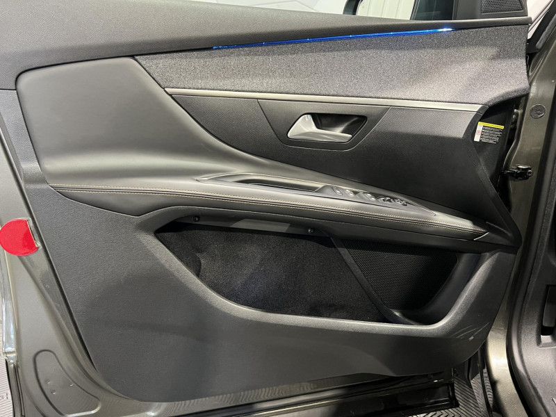 Photo 19 de l'offre de PEUGEOT 3008  1.6 BlueHDi 116ch S&S EAT6 GT Line à 17490€ chez VL Auto
