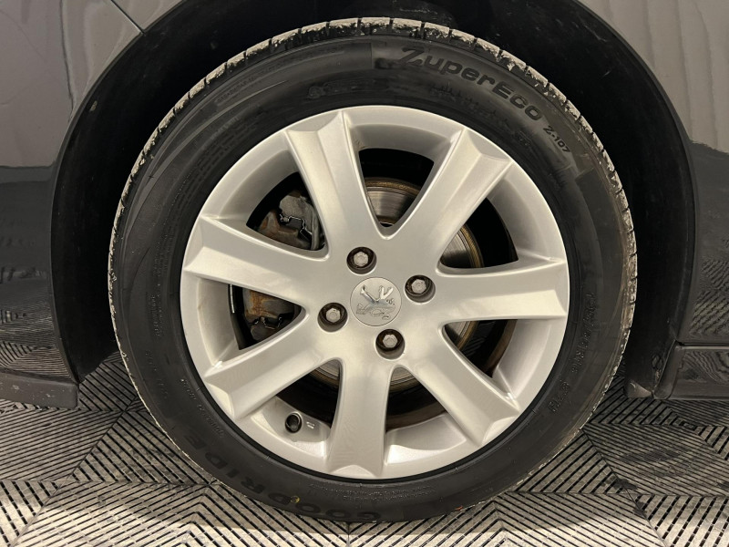 Photo 19 de l'offre de PEUGEOT 207 CC  1.6 VTi 16V 120ch Sport à 6990€ chez VL Auto