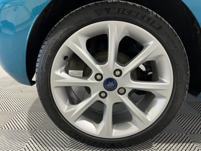 Photo 16 de l'offre de FORD FIESTA 1.0 EcoBoost 100 ch S&S BVM6 Titanium à 10990€ chez VL Auto