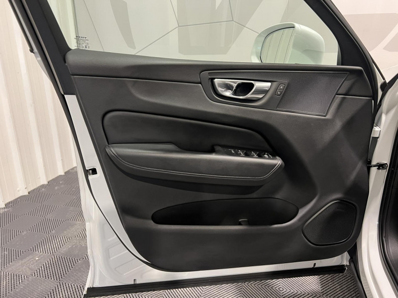 Photo 22 de l'offre de VOLVO XC60  B4 197 ch Geartronic 8 Start à 32490€ chez VL Auto