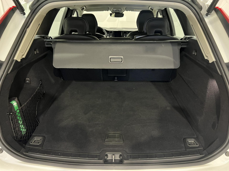 Photo 10 de l'offre de VOLVO XC60  B4 197 ch Geartronic 8 Start à 32490€ chez VL Auto