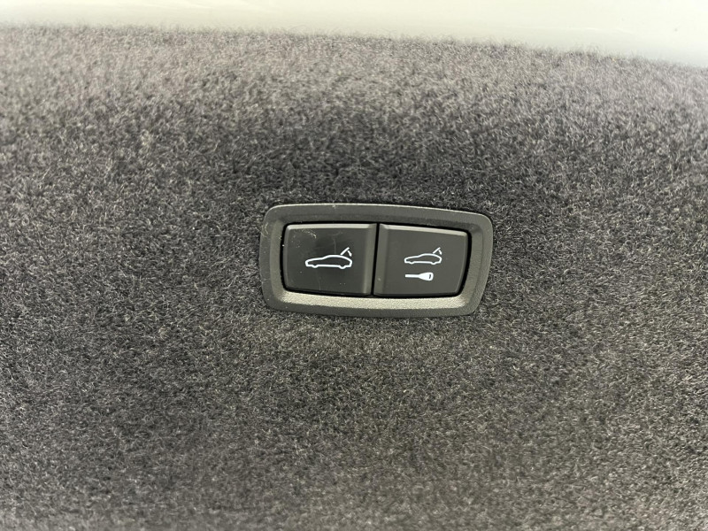 Photo 20 de l'offre de PORSCHE TAYCAN 4S 571 ch avec batterie performance plus 4S à 54990€ chez VL Auto