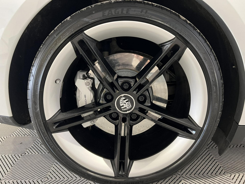 Photo 17 de l'offre de PORSCHE TAYCAN 4S 571 ch avec batterie performance plus 4S à 54990€ chez VL Auto