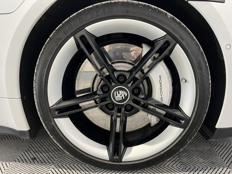 Photo 16 de l'offre de PORSCHE TAYCAN 4S 571 ch avec batterie performance plus 4S à 54990€ chez VL Auto