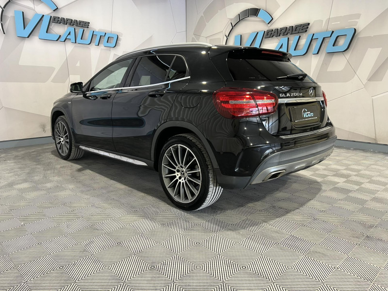 Photo 3 de l'offre de MERCEDES-BENZ GLA  200 d 7-G DCT Starlight Edition à 21990€ chez VL Auto