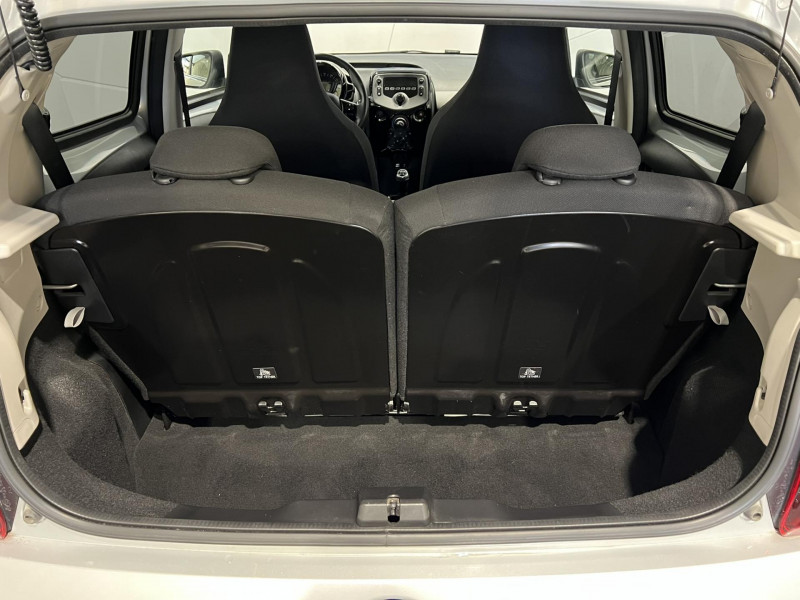 Photo 10 de l'offre de PEUGEOT 108  VTi 72ch S&S BVM5 Style à 7490€ chez VL Auto