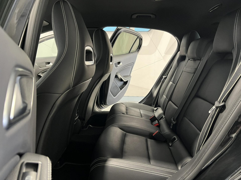 Photo 9 de l'offre de MERCEDES-BENZ GLA  200 d 7-G DCT Starlight Edition à 21990€ chez VL Auto