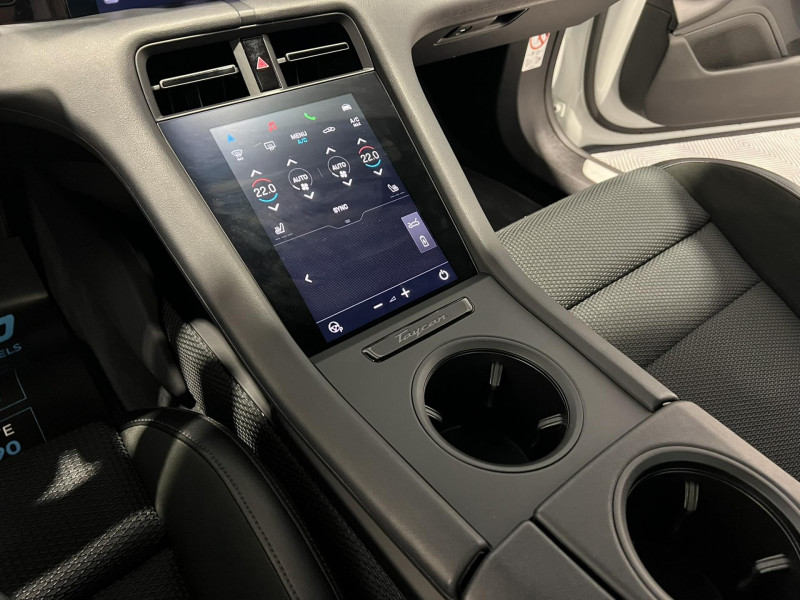 Photo 13 de l'offre de PORSCHE TAYCAN 4S 571 ch avec batterie performance plus 4S à 54990€ chez VL Auto