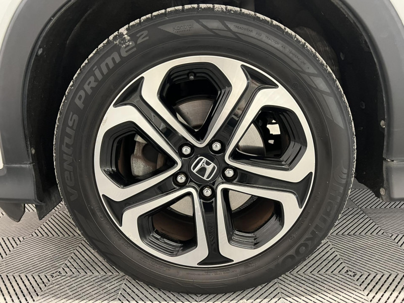 Photo 19 de l'offre de HONDA HR-V  1.5 i-VTEC Executive CVT à 17990€ chez VL Auto