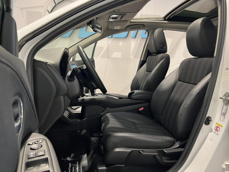 Photo 6 de l'offre de HONDA HR-V  1.5 i-VTEC Executive CVT à 17990€ chez VL Auto
