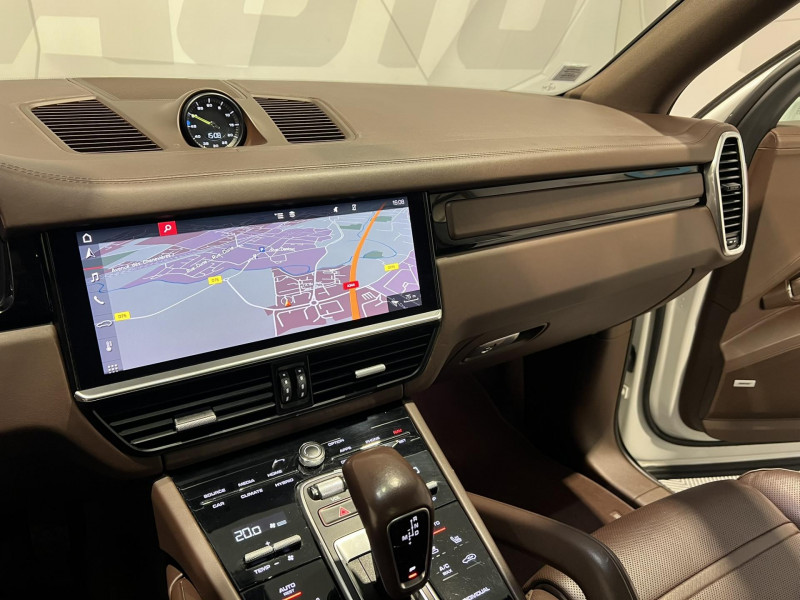 Photo 12 de l'offre de PORSCHE CAYENNE  E-Hybrid 3.0 V6 462 ch Tiptronic BVA S à 47990€ chez VL Auto