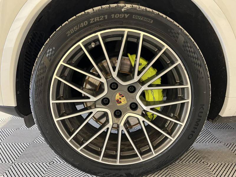 Photo 19 de l'offre de PORSCHE CAYENNE  E-Hybrid 3.0 V6 462 ch Tiptronic BVA S à 47990€ chez VL Auto