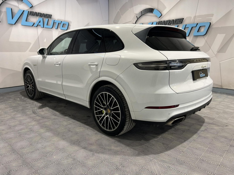 Photo 3 de l'offre de PORSCHE CAYENNE  E-Hybrid 3.0 V6 462 ch Tiptronic BVA S à 47990€ chez VL Auto