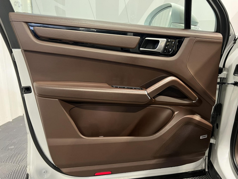 Photo 24 de l'offre de PORSCHE CAYENNE  E-Hybrid 3.0 V6 462 ch Tiptronic BVA S à 47990€ chez VL Auto