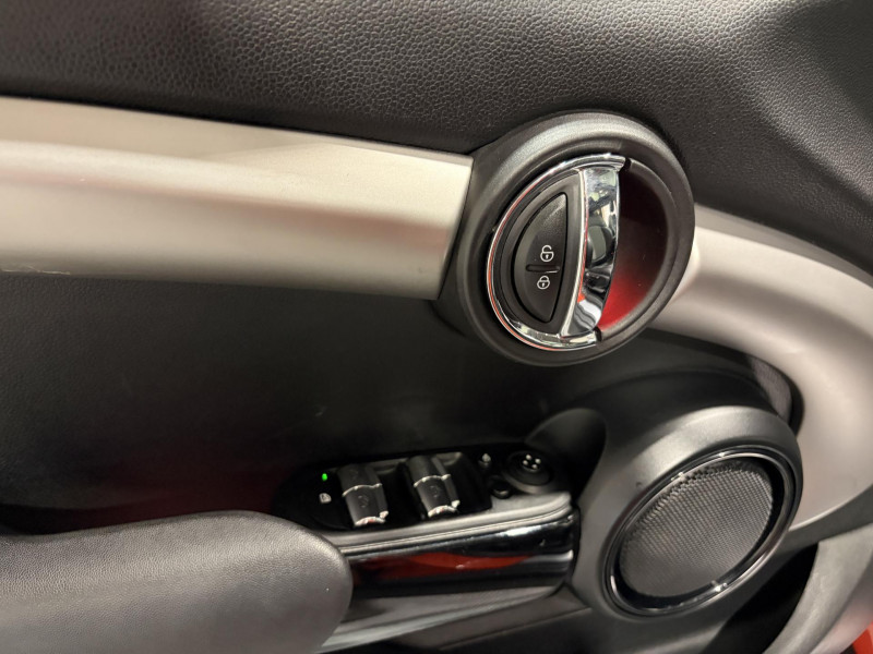 Photo 20 de l'offre de MINI MINI 5 Portes Cooper D 116 ch Edition Heddon Street à 13990€ chez VL Auto