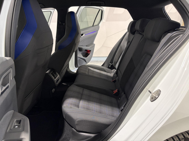 Photo 8 de l'offre de VOLKSWAGEN GOLF 1.4 Hybrid Rechargeable OPF 245 DSG6 GTE à 20490€ chez VL Auto