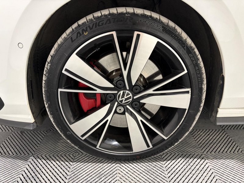 Photo 18 de l'offre de VOLKSWAGEN GOLF 1.4 Hybrid Rechargeable OPF 245 DSG6 GTE à 20490€ chez VL Auto