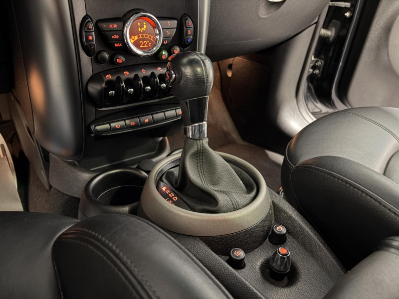 Photo 9 de l'offre de MINI COUNTRYMAN 184 ch ALL4 Cooper S BVA à 9990€ chez VL Auto