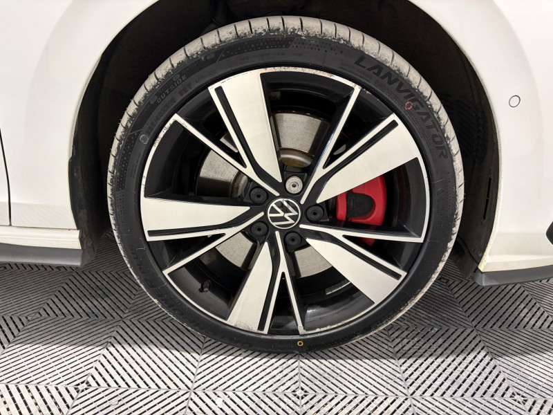 Photo 17 de l'offre de VOLKSWAGEN GOLF 1.4 Hybrid Rechargeable OPF 245 DSG6 GTE à 20490€ chez VL Auto