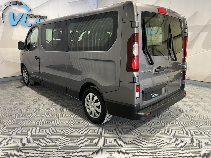 Photo 3 de l'offre de RENAULT TRAFIC  L2 dCi 125 Energy Zen 9 Places à 21990€ chez VL Auto