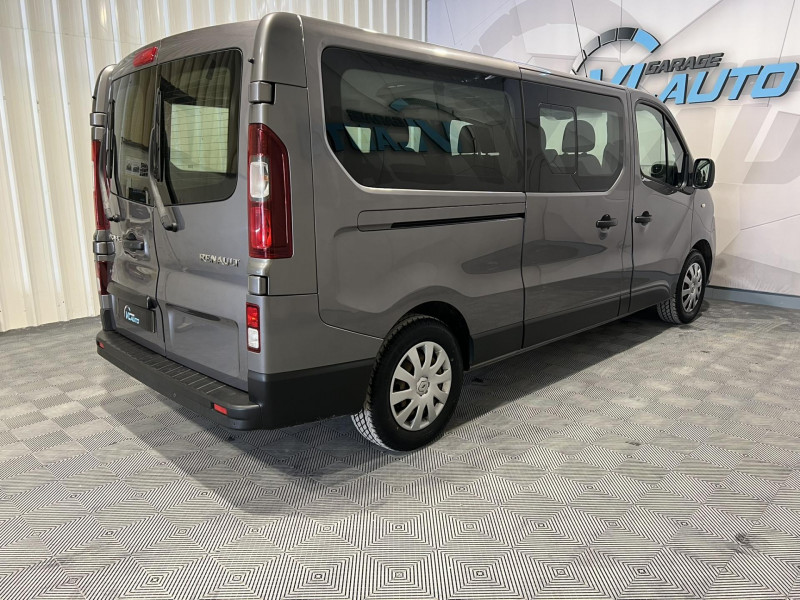 Photo 5 de l'offre de RENAULT TRAFIC  L2 dCi 125 Energy Zen 9 Places à 21990€ chez VL Auto