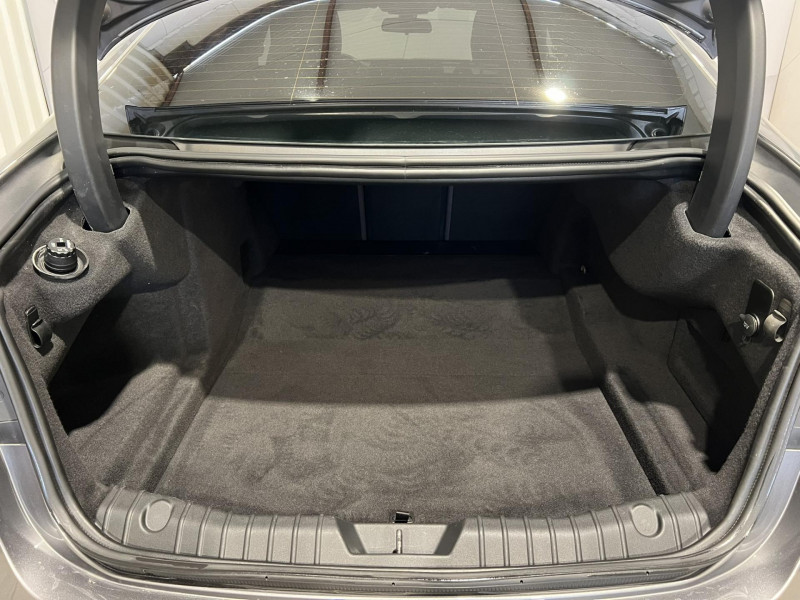 Photo 10 de l'offre de JAGUAR XF  V6 3.0 D - 300 ch BVA R-Sport à 21990€ chez VL Auto