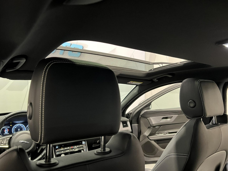 Photo 15 de l'offre de JAGUAR XF  V6 3.0 D - 300 ch BVA R-Sport à 21990€ chez VL Auto