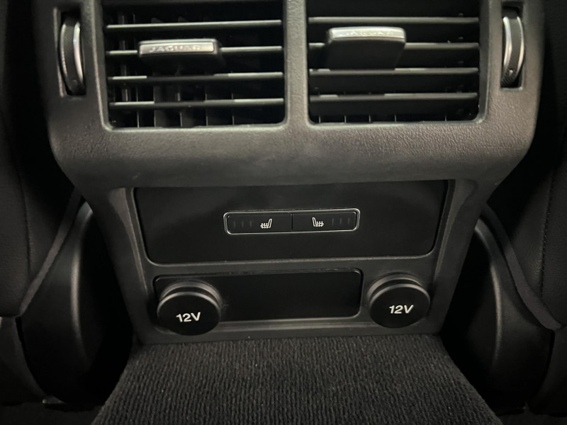 Photo 21 de l'offre de JAGUAR XF  V6 3.0 D - 300 ch BVA R-Sport à 21990€ chez VL Auto