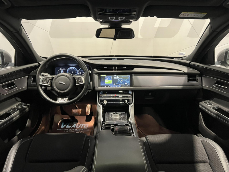 Photo 7 de l'offre de JAGUAR XF  V6 3.0 D - 300 ch BVA R-Sport à 21990€ chez VL Auto
