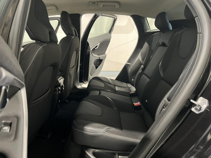 Photo 9 de l'offre de VOLVO V40  D3 150 Geartronic 6 Itek Edition à 14990€ chez VL Auto