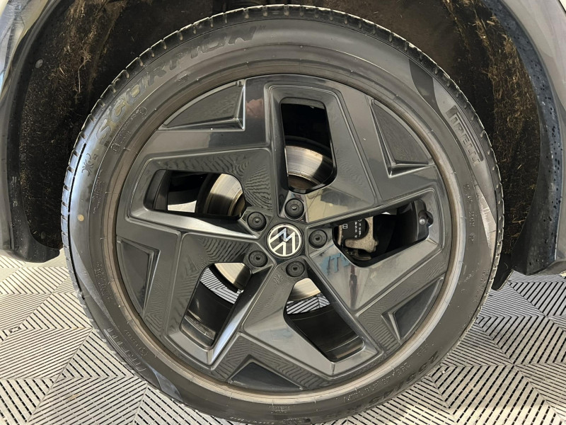 Photo 16 de l'offre de VOLKSWAGEN TIGUAN 2.0 TDI 150ch DSG7 R-Line à 36990€ chez VL Auto