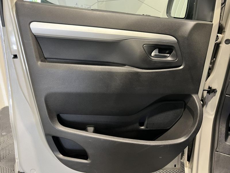 Photo 24 de l'offre de PEUGEOT TRAVELLER M BlueHDi 180ch S&S EAT8 Allure à 29990€ chez VL Auto