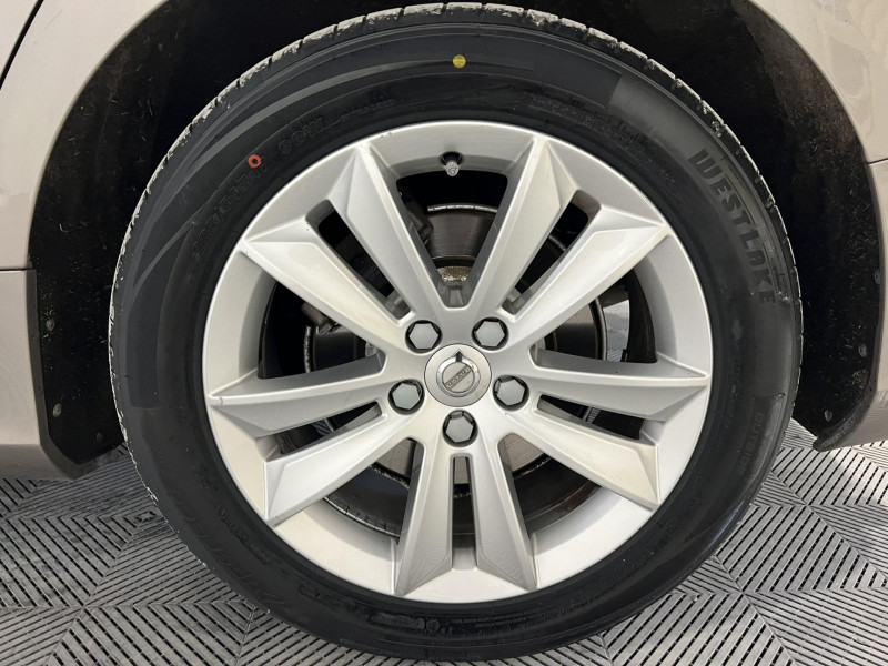 Photo 17 de l'offre de VOLVO V60  D4 190 ch Geartronic 8 Momentum à 25990€ chez VL Auto