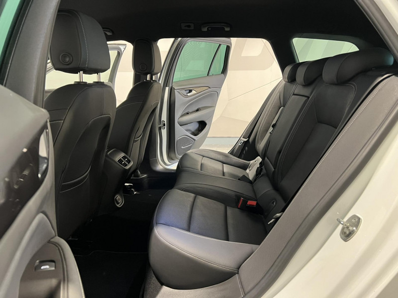 Photo 9 de l'offre de OPEL INSIGNIA Sports Tourer  2.0 Diesel 174 ch BVA8 GS Line Pack à 20990€ chez VL Auto