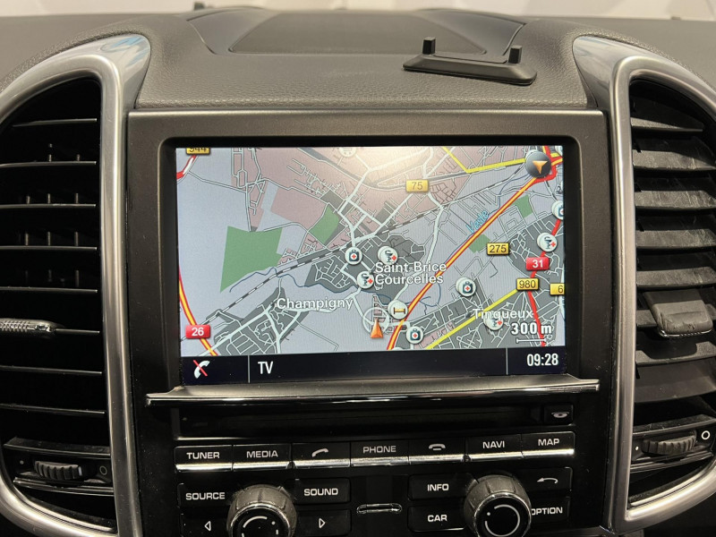 Photo 17 de l'offre de PORSCHE CAYENNE 3.0D V6 262 ch Tiptronic A à 24990€ chez VL Auto