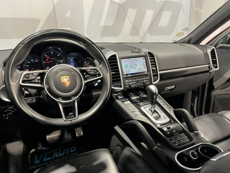 Photo 14 de l'offre de PORSCHE CAYENNE 3.0D V6 262 ch Tiptronic A à 24990€ chez VL Auto