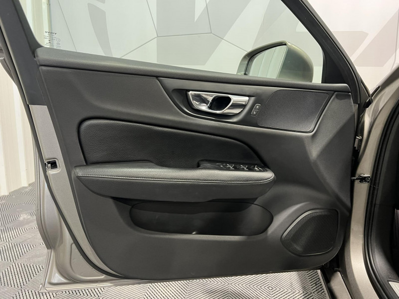 Photo 21 de l'offre de VOLVO V60  D4 190 ch Geartronic 8 Momentum à 25990€ chez VL Auto