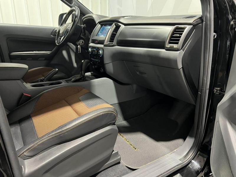 Photo 8 de l'offre de FORD RANGER DOUBLE CABINE 3.2 ECOBLUE 200 4X4 BV6 WILDTRAK à 29990€ chez VL Auto