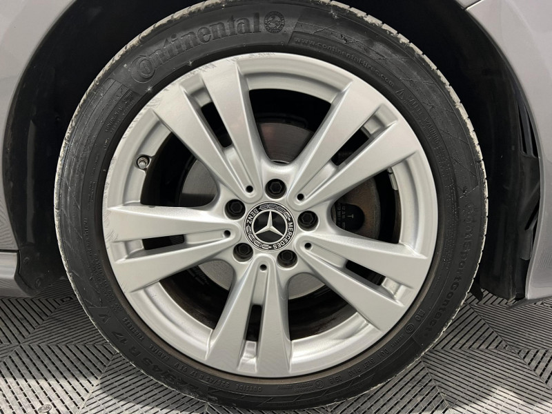 Photo 16 de l'offre de MERCEDES-BENZ CLASSE A 180 Business Edition à 18490€ chez VL Auto