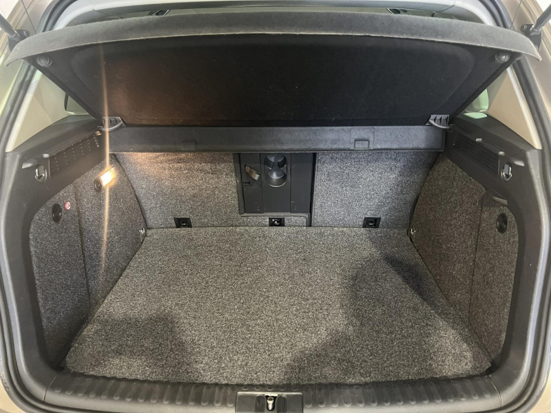 Photo 10 de l'offre de VOLKSWAGEN TIGUAN 2.0 TDI 140 FAP BlueMotion Technology Sportline 4Motion DSG7 à 14990€ chez VL Auto