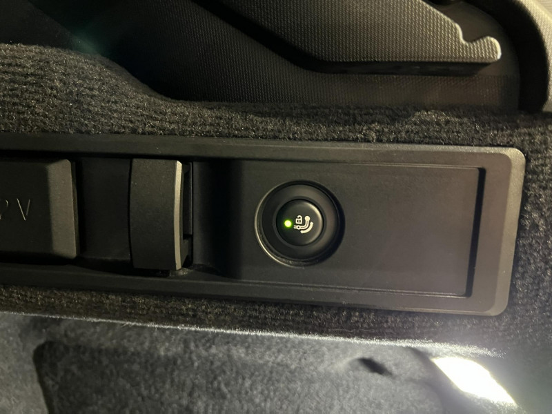 Photo 20 de l'offre de BMW serie 3 touring 330e xDrive BVA M Sport à 30990€ chez VL Auto