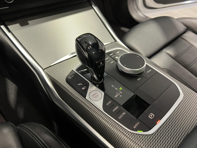 Photo 13 de l'offre de BMW serie 3 touring 330e xDrive BVA M Sport à 30990€ chez VL Auto